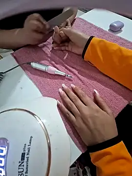 nonalona199999 online show from February 2025 05:07:02 PM