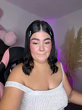 Snapshot of karla_hotgirl chatting on July 2026 01:45:02 AM karla hotgirl online show from July 2026 01:45:02 AM