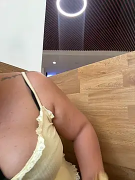 Snapshot of karla_hotgirl chatting on July 2026 10:05:02 PM karla hotgirl online show from July 2026 10:05:02 PM