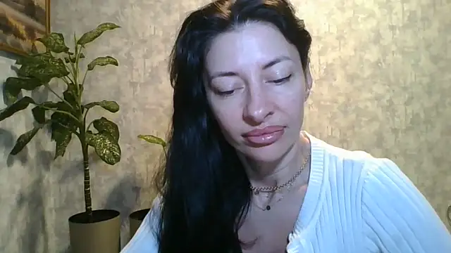 LissaBlossom online show from June 2026 03:02:02 AM