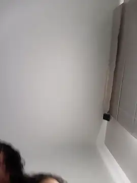 JaquiDi online show from November 2025 04:51:01 PM