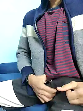 TOPMOON001 online show from January 2025 11:34:01 AM