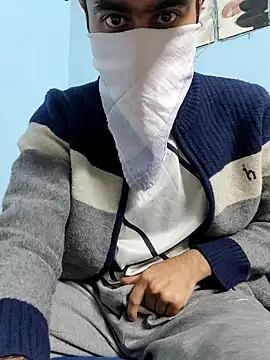 TOPMOON001 online show from February 2025 11:27:02 AM