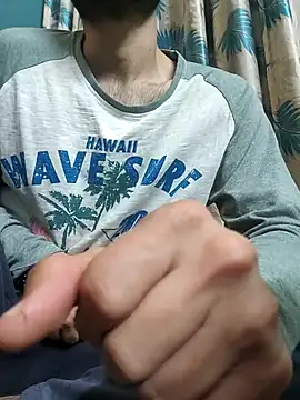 TOPMOON001 online show from February 2026 07:20:01 PM