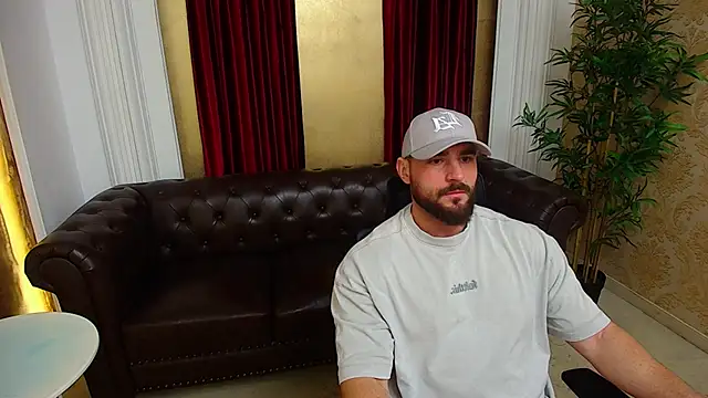 AdamJamesonn online show from December 2025 05:48:01 AM