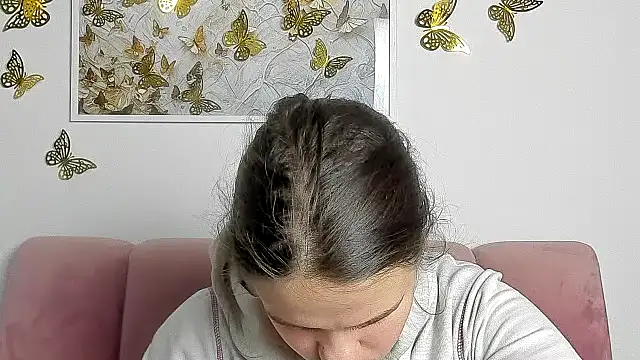 AdeleCruz online show from February 2026 12:23:01 PM