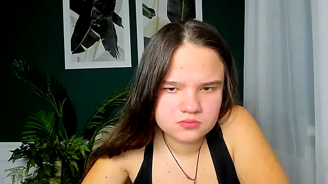 AdeleCruz online show from February 2026 01:11:01 PM