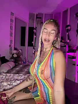 Snapshot of CheekyChels chatting on February 2025 11:16:02 PM CheekyChels online show from February 2025 11:16:02 PM