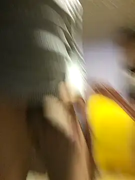 Snapshot of ElHades086 chatting on February 2025 04:46:02 AM ElHades086 online show from February 2025 04:46:02 AM