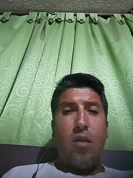 Snapshot of ElHades086 chatting on October 2025 03:32:01 AM ElHades086 online show from October 2025 03:32:01 AM