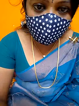 Snapshot of kanikasree chatting on January 2025 01:22:01 PM kanikasree online show from January 2025 01:22:01 PM