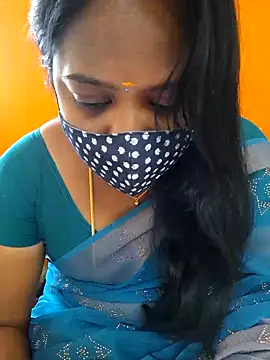 Snapshot of kanikasree chatting on January 2025 07:04:02 AM kanikasree online show from January 2025 07:04:02 AM