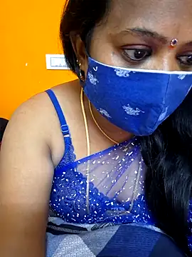 Snapshot of kanikasree chatting on February 2025 01:55:02 PM kanikasree online show from February 2025 01:55:02 PM