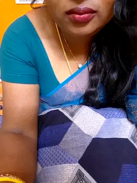 Snapshot of kanikasree chatting on March 2025 09:53:01 PM kanikasree online show from March 2025 09:53:01 PM