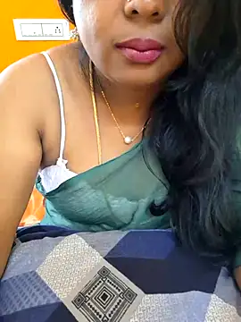 Snapshot of kanikasree chatting on March 2025 06:42:02 AM kanikasree online show from March 2025 06:42:02 AM