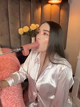 chelsea bolton  online show from October 2025 02:46:02 PM