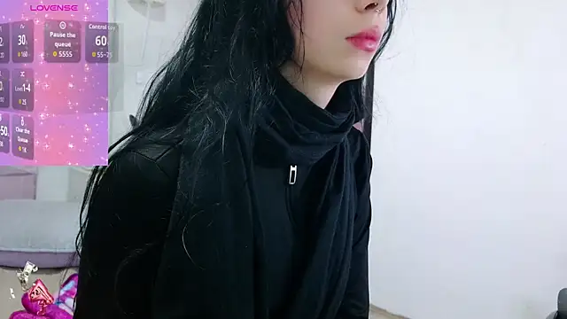 madison oli online show from October 2025 03:02:02 AM