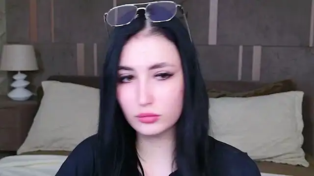 EmmaLawrens online show from September 2025 08:52:02 PM