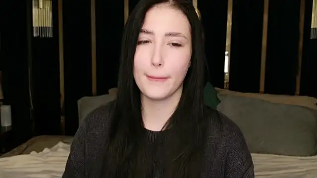 EmmaLawrens online show from September 2025 04:12:01 PM