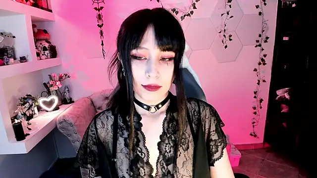 Effy Devalk online show from February 2025 04:03:02 PM