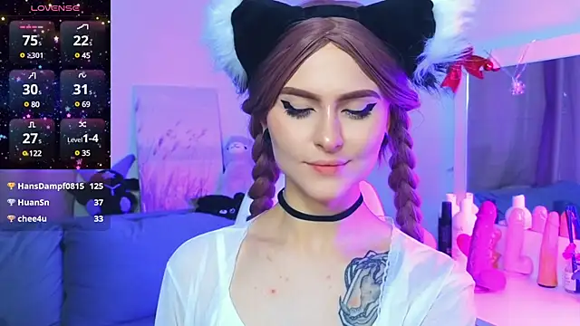 Emily  Mooree online show from January 2025 10:43:01 AM