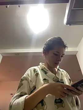 Aleska Miami online show from April 2026 12:45:02 PM