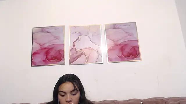 Kim Lennon online show from February 2025 11:14:02 AM