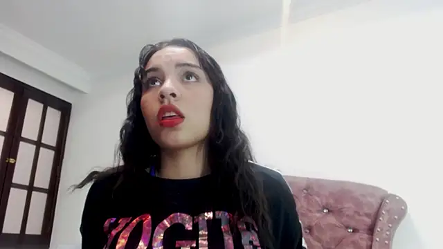 Kim Lennon online show from February 2025 09:03:02 PM