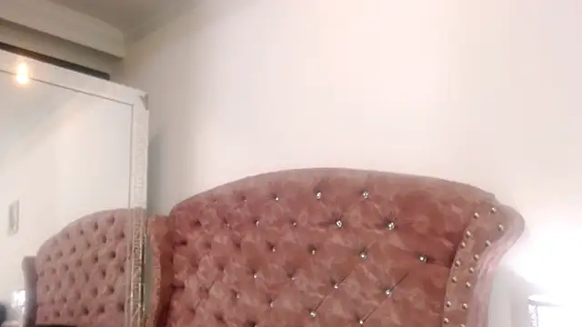 Kim Lennon online show from March 2025 11:39:02 AM