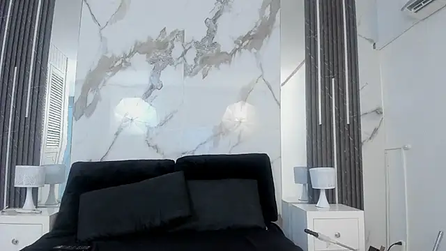 Kim Lennon online show from September 2025 12:54:02 PM