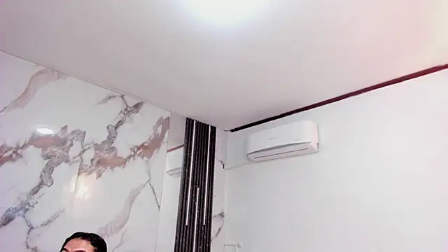 Kim Lennon online show from September 2025 11:59:01 AM