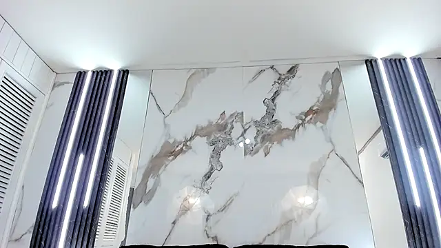 Kim Lennon online show from October 2025 12:27:01 PM