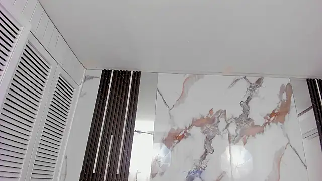 Kim Lennon online show from October 2025 01:55:01 PM