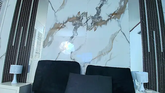 Kim Lennon online show from October 2025 08:10:01 PM