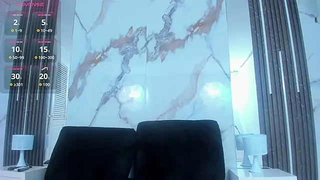 Kim Lennon online show from November 2025 03:11:01 PM