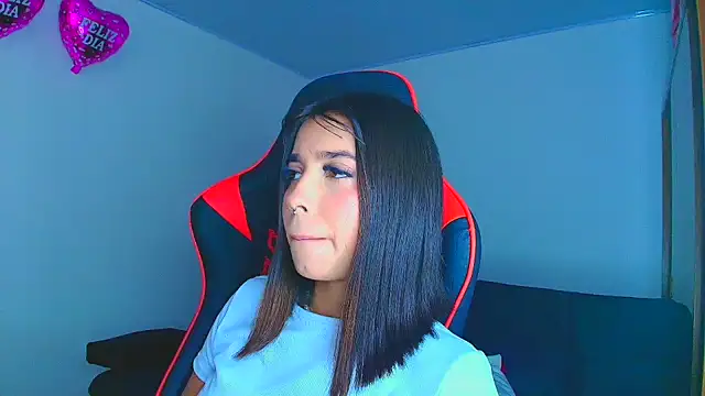 Rousse violett online show from October 2025 10:18:02 PM