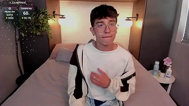 tim  fox online show from February 2025 07:30:01 PM