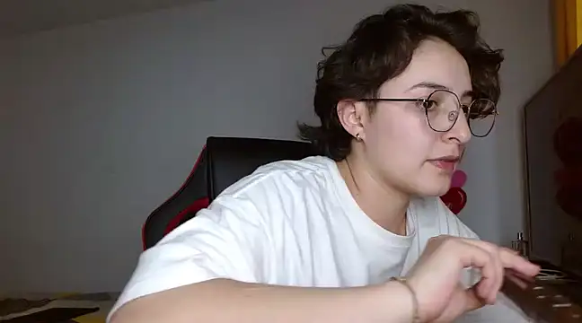 alex parker07 online show from February 2025 09:46:01 PM