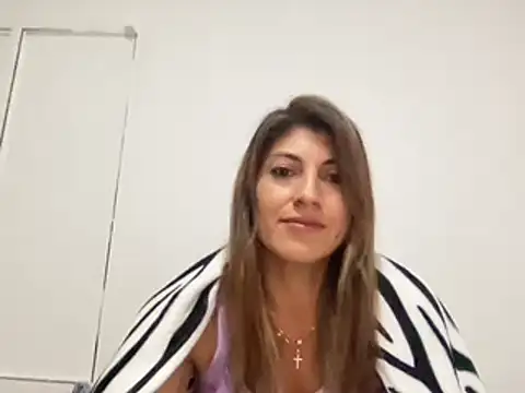 LunaBeya online show from February 2025 09:58:02 PM