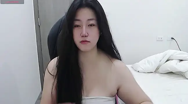 minnie9009 online show from February 2025 03:29:01 AM