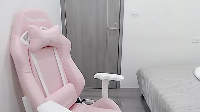 minnie9009 online show from October 2025 04:19:02 PM