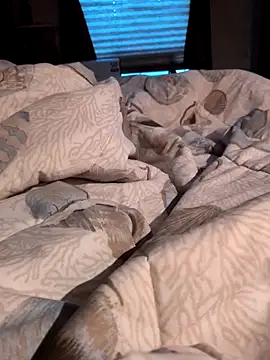 young18dick  online show from March 2026 02:07:01 AM