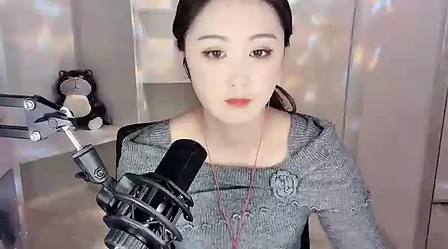 GUKL886 online show from January 2025 12:01:02 PM