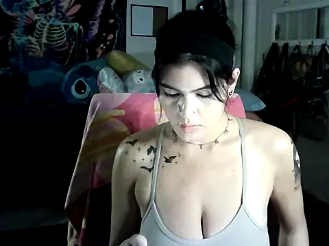 nikkikittyx3 online show from February 2025 08:42:01 AM
