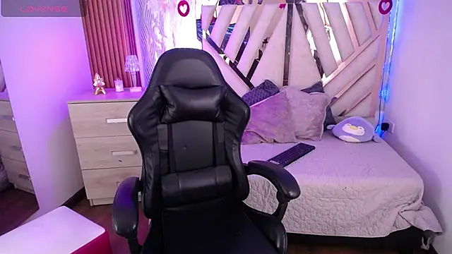 NyxAndria 1 online show from March 2026 02:24:01 AM