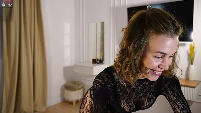 Snapshot of July_FIT chatting on November 2025 07:56:02 PM July FIT online show from November 2025 07:56:02 PM