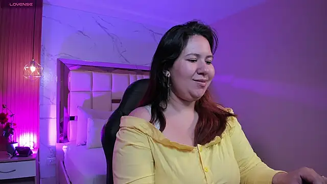 zoes milee online show from May 2026 11:38:01 AM