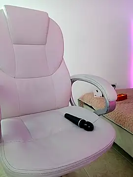 Snapshot of SussanHottye1_ chatting on January 2025 04:48:01 PM SussanHottye1 online show from January 2025 04:48:01 PM