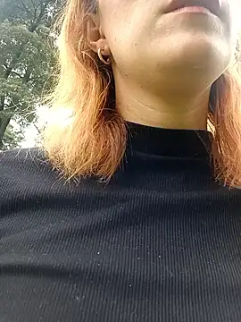 Snapshot of SussanHottye1_ chatting on March 2025 03:28:02 PM SussanHottye1 online show from March 2025 03:28:02 PM