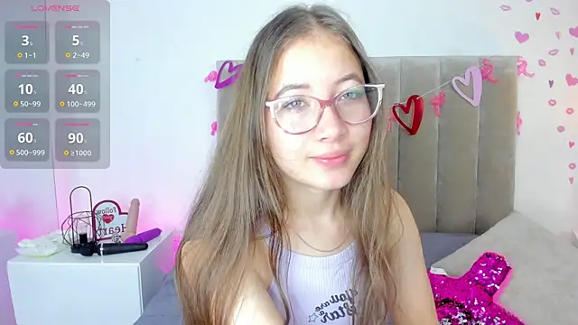 Snapshot of Dahlia_Rousse chatting on February 2025 02:00:02 PM Dahlia Rousse online show from February 2025 02:00:02 PM